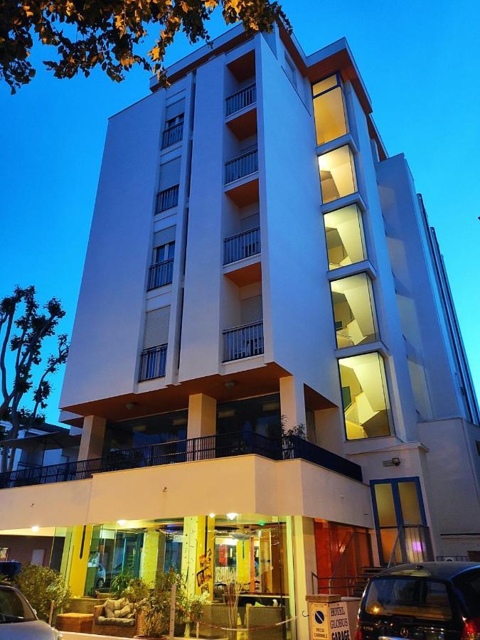 Hotel Senior กัตตอลิกา ภายนอก รูปภาพ