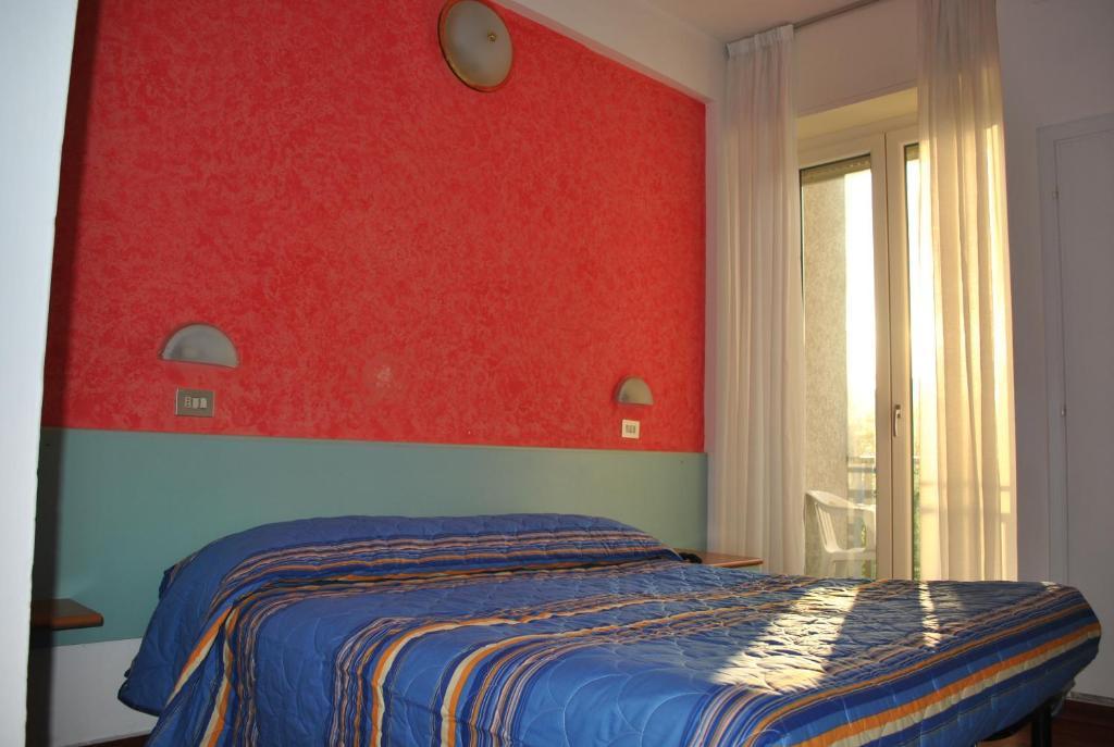 Hotel Senior กัตตอลิกา ห้อง รูปภาพ